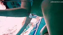 Horny teen gets naked and shows body 😍