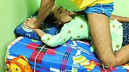 乡村女孩紧逼近景被操