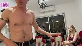 她答应狂野肛门三人组双插，Infiel秘密与粗暴拉丁动作安全