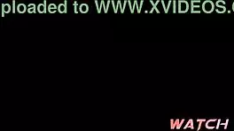 娇小红发熟女玩游戏无视硬鸡巴3D动画