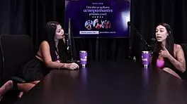 Morena Gostosa Redhead Shows Tits And Talks Dirty About Tight Pussy In Public