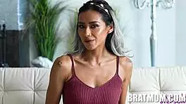 Wow! Veronica’s wild night with her daughter’s date in hardcore blowjob