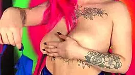 This curvy punk teen casually flaunts her big tits and sexy body