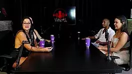 Morena Safada Rebola Gostoso Em Cima Do Negão Fazendo Boquete Depois De Falar Em Ter A Liberdade Para Gemer Como Quer - Negro Top Delícia E Maria Bittencourt Sheer Red