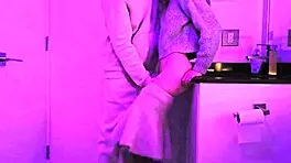 Teen 18+ Gets Nailed in Club Toilet During Wild Party Night