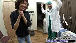Dr. Tampa, Examine Brooklyn Rossi's Tight Pussy In Her First Gyno?