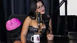 i felt so insecure giving my ass in that brazilian lesbian lingerie scene