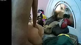 su primera vez pero la chupo rico asi es de puta mi prima