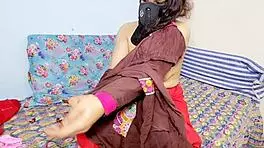 muslim prostitute cheats with anal dildo on video chat