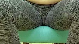 Teen babe, tease your sugar daddy in tight leggings now!