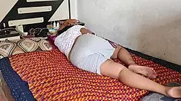 I’m stunned by Indian hot stepmom’s dirty talk while banging teen 18+