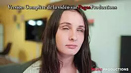 hermosa 18yo latina getting fucked on the floor by her classmate, her big ass bouncing 😍