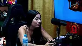 a novinha da privacy avaliou o pau do ruan e tirou a roupa no podcast que delicia - luuh barbosa - podcast pupum no barraco completo no sheer - red