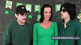 Threesome explodes with freeuse step mom loving gossip and young cocks!