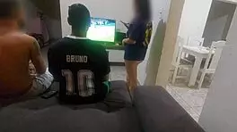 Fiz sexo com amigo do marido por aposta, got so horny I did DP! 🔥