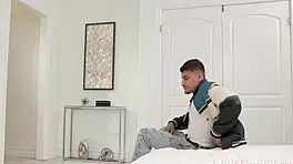 Go On, Stud, Fuck My Stepmom - Alexis Malone, Victor Ray, Reyna Belle