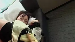 终于独处，我和老婆的18岁日本女儿实现禁忌幻想