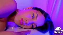 The massage on the young girl made her squirt from intense arousal