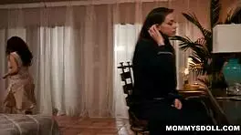 Stepmom Kiki Daire And Her Stepdaughter Selena Love Lesbian Sex, Giving Selena A Shaved Transformation With Kissing And Licking