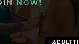 Adult Time - Lesbian Nurse Kendra Sunderland Seduces Teen 18+ Liz Jordan