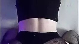 I watch Jemima Kirke topless in Girls