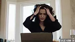 latina victoria voxxx calls troubleshooter guy fucks her tight pussy hard 😏