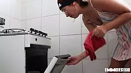 Ruvinha enjoys threesome sex with friends on her birthday, kissing and muff diving