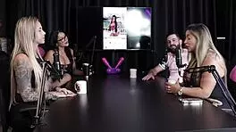 Who did she match with on Tinder? Juli Figueirô and Felipe Larrossa in sheer red