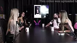 Who did she match with on Tinder? Juli Figueirô and Felipe Larrossa in sheer red