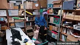 Catarina's Pussy Feast!