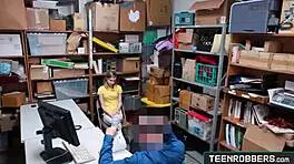 Catarina's Pussy Feast!