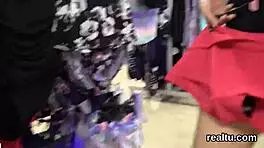 购物中心勾引绝美捷克18岁少女POV硬钻