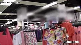 购物中心勾引绝美捷克18岁少女POV硬钻