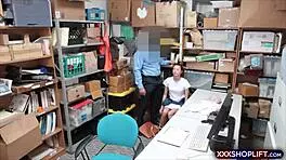 I caught a cute teen shoplifter who gave me a blowjob for freedom