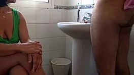 Teen Sexydea Flashes Boobs On Webcam