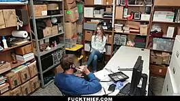 犯罪18+少女被保安抓到猛干