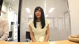 哥伦比亚后妈在客厅给继子惊喜口交