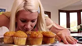 Laela Pryce And Hayden Marie Fuck In The Kitchen!