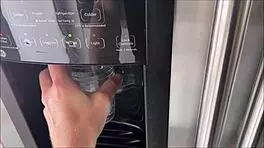 哎呀，和继妹Sophie Tyler病假日过得诡异...和Alex Adams家庭治疗