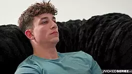 Liz Jordan Ends Relationship by Fucking Mutual Friend in Hardcore Scene