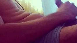 um compilado de duas masturbações com muita porra e um forte orgasmo