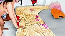 Hey, sensual girlfriend Rumpa21 with natural tits in deepthroat action