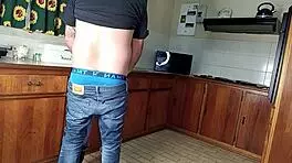 Quickie kitchen fuck standing sex