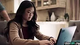 Lulu Chu and Slimthick Vic dominate in intense threesome with licks and orgasms