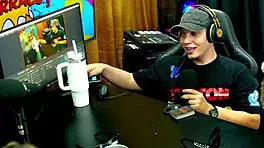 I saw bruna and isa show their asses and wink seductively