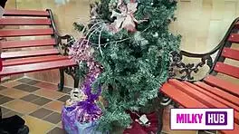 Esta navidad te regala una follada