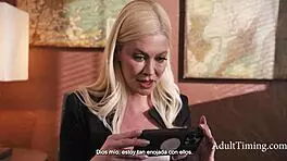 Step siblings fuck to piss off bad step mother - serene siren scarlet skies max fills