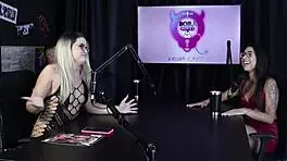 first experience at the house wasn't great, she told the platforms she works with and her daughter luciana picchi in sheer red 😔