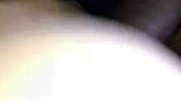 继女醒来发现我鸡巴插在她里面，我捂住她嘴不让她叫