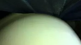 继女醒来发现我鸡巴插在她里面，我捂住她嘴不让她叫